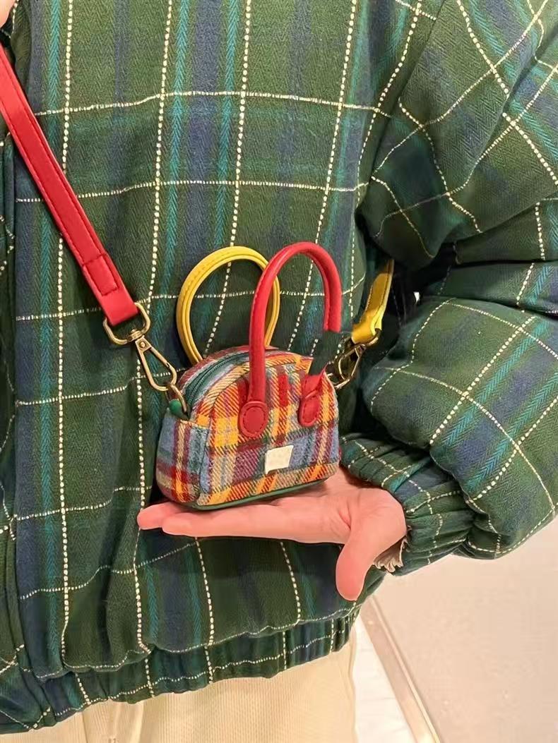 Plaid Dome-Handle Mini Bag – Colo