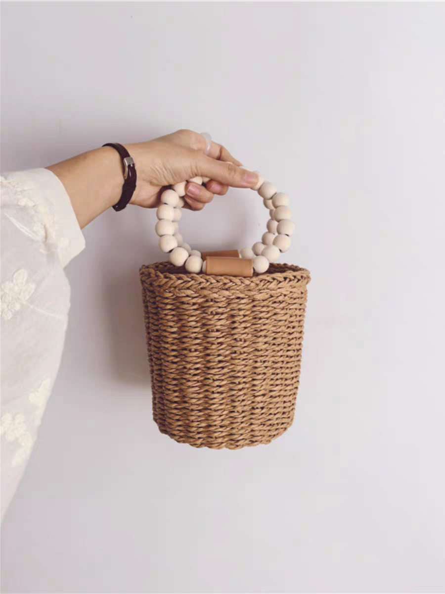 Natural Woven Bucket Bag with Wooden Bead Handle – Boho Chic Handcrafted Summer Purse