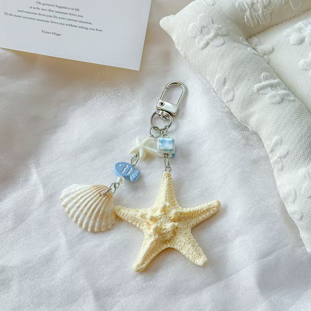 Starfish & Seashell Bag Charm – Ocean-Themed Keychain with Cute Blue Fish Bead for Handbags & Backpacks