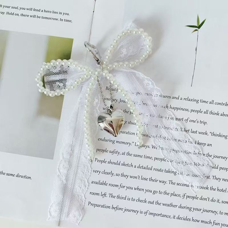Elegant Pearl Lace Bow Bag Charm with Silver Heart Pendant – Romantic Purse Accessory