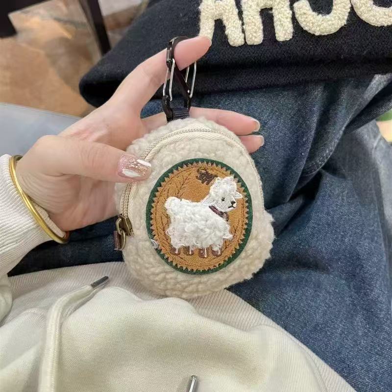 Kawaii Alpaca Fleece Mini Coin Purse & Bag Charm – Soft Plush Accessory for Tote, Backpack, or Handbag
