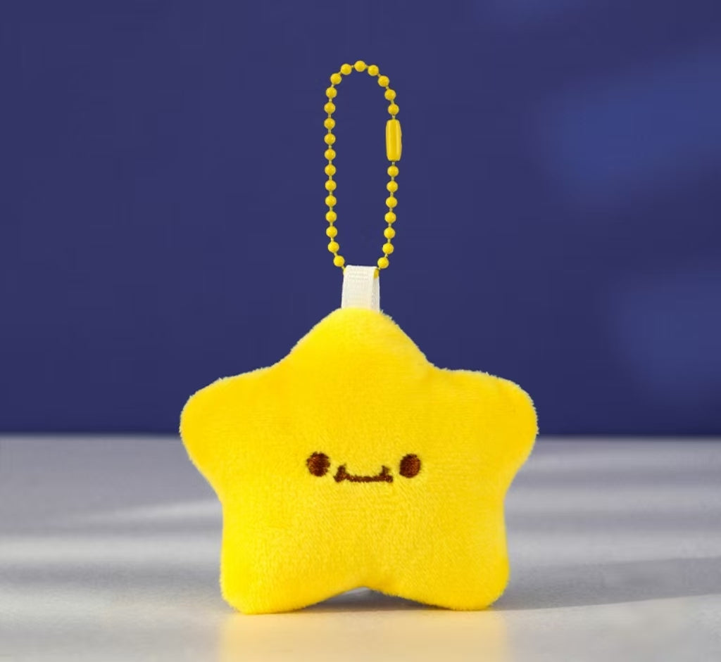 Kawaii Yellow Plush Star Keychain – Soft Cute Bag Charm & Key Holder for Backpacks, Handbags, and Gifts