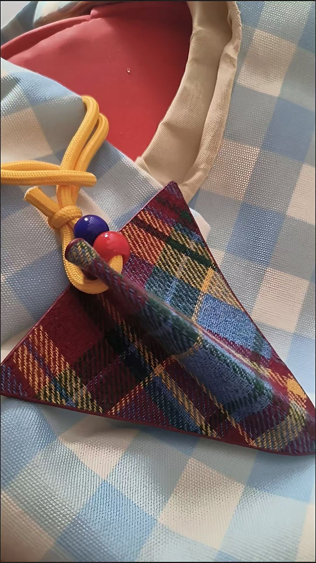 Plaid Triangle Bag Charm with Bead Accent – Retro Checkered Bag Accessory Keychain