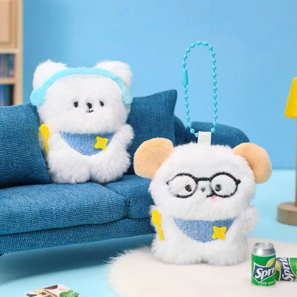 Kawaii Plush Bear Bag Charm – Cute White Teddy with Headphones & Star | Soft Keychain for Bags & Backpacks