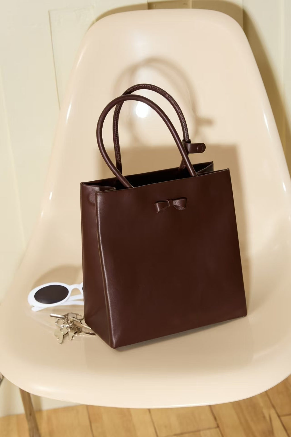 Elegant Bow-Detail Structured Tote Bag – Yellow, Cream, Brown | Minimalist Faux Leather Handbag for Work & Everyday