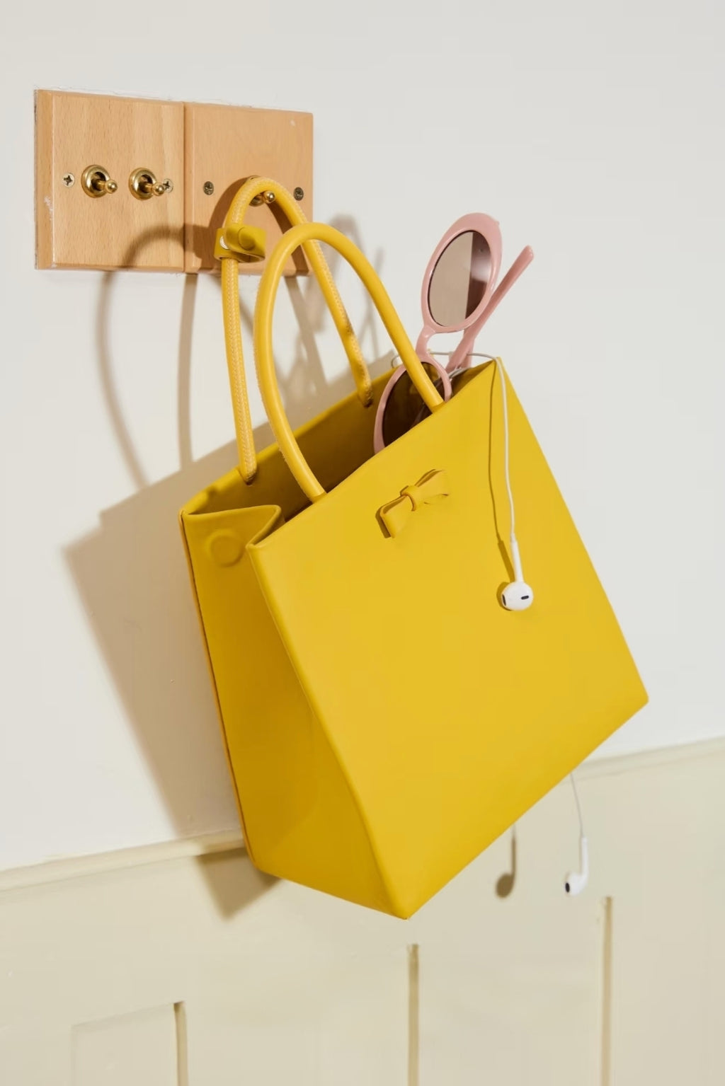 Elegant Bow-Detail Structured Tote Bag – Yellow, Cream, Brown | Minimalist Faux Leather Handbag for Work & Everyday