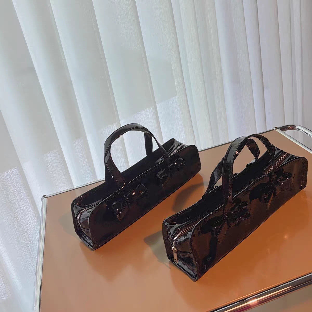 Glossy Bow-Tie Shoulder Handbag – Patent Leather Mini Tote